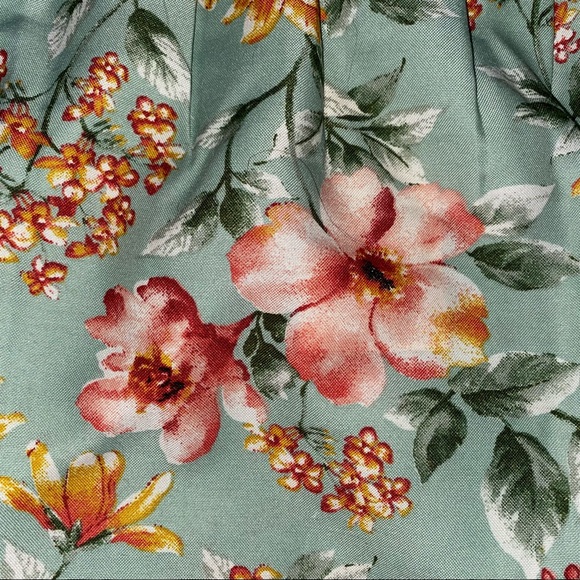 Band of Gypsies BOG COLLECTIVE Cami style halter Top SIZE XS NWT - Picture 5 of 9